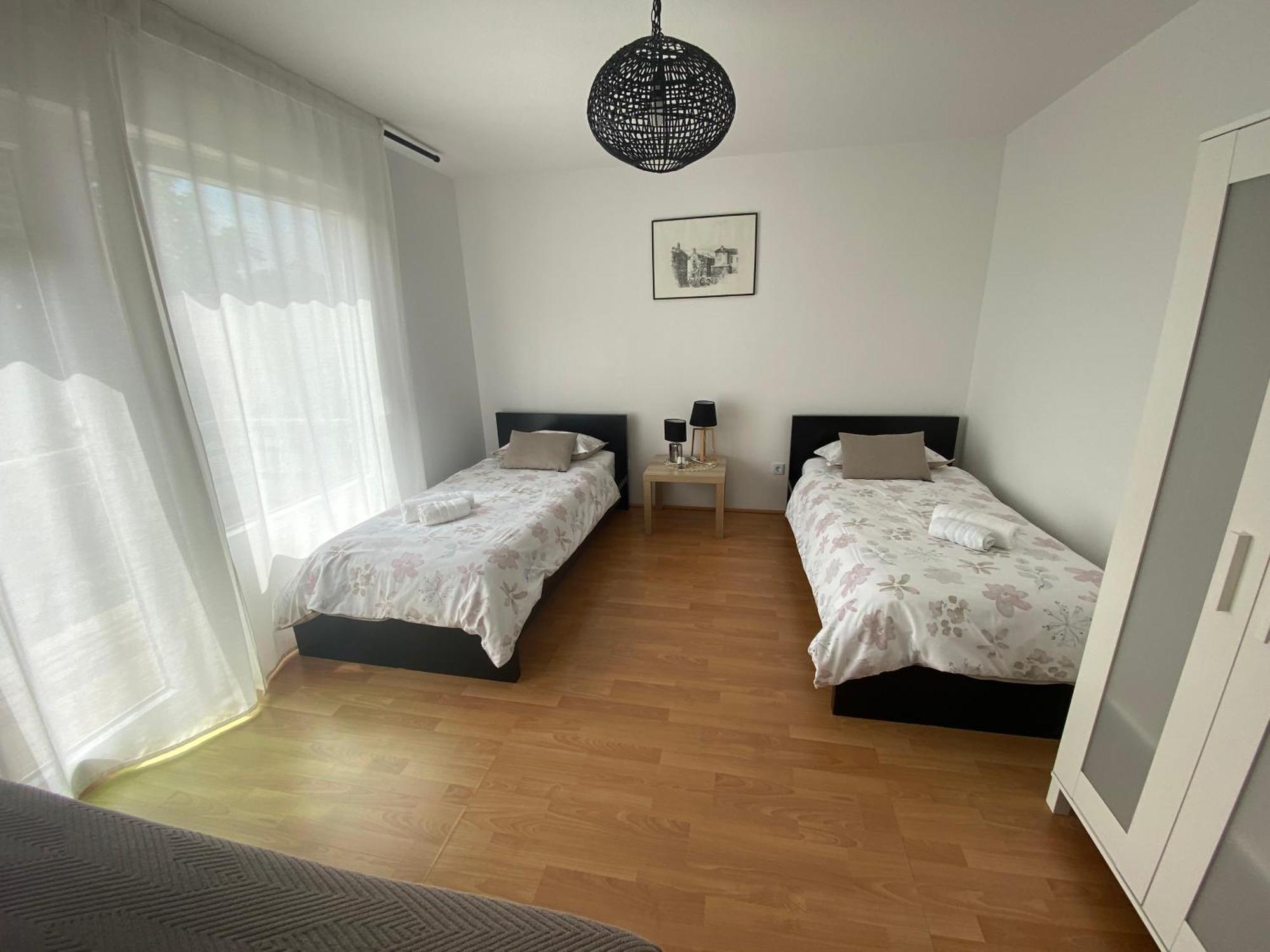 Two-Bedroom Countryside Apartment Marčana Kültér fotó