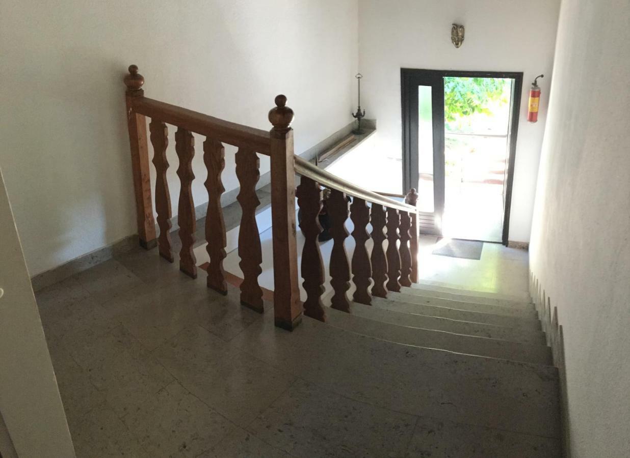 Two-Bedroom Countryside Apartment Marčana Kültér fotó